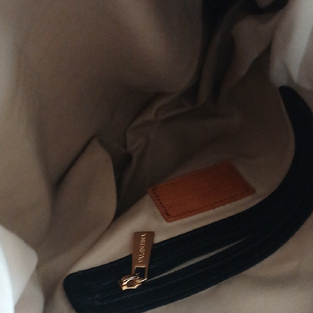 Valentina Leather Black and Brown Shoulder Bag - Picture 8 of 10